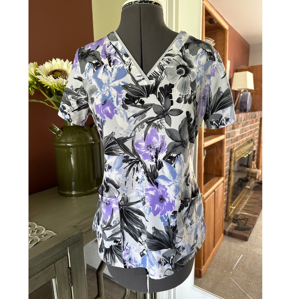 HH Premiere by Healing Hands Scrub Top XS ~worn twice~